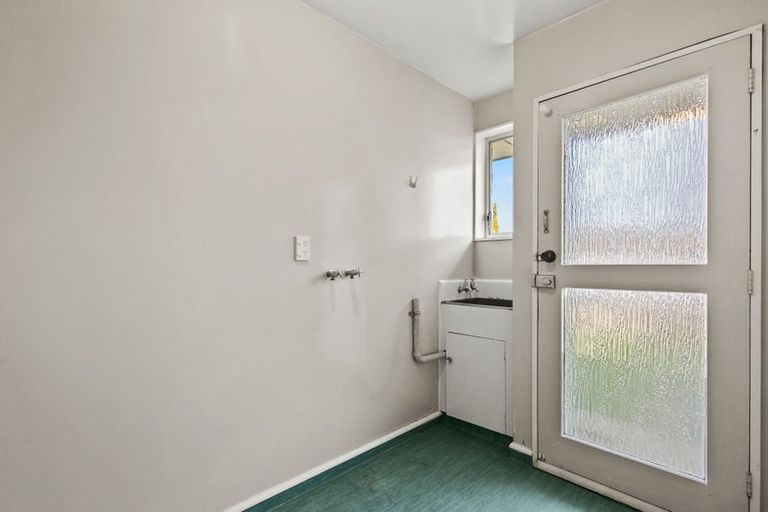 Photo of property in 2/68 Kawau Crescent, Bromley, Christchurch, 8062