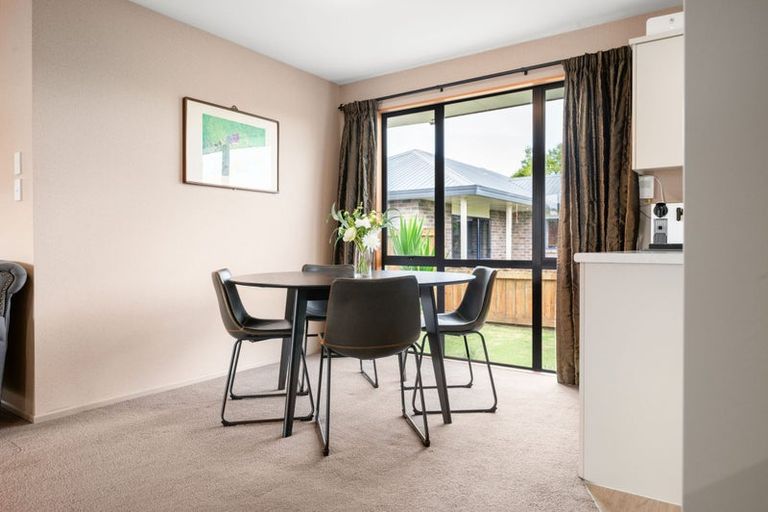 Photo of property in 10 Drumfearn Place, Rototuna, Hamilton, 3210