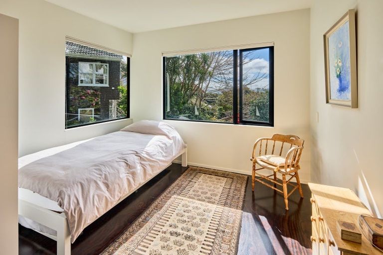 Photo of property in 8 Tawa Street, Eastbourne, Lower Hutt, 5013