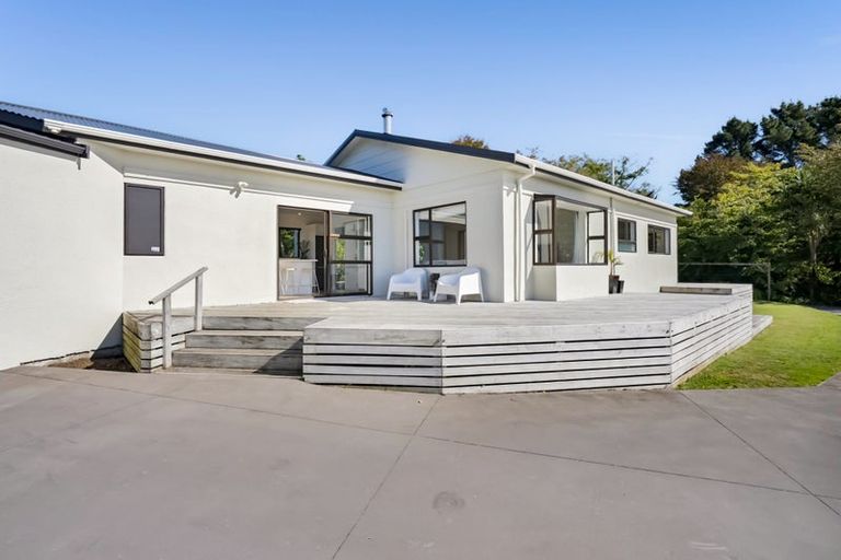 Photo of property in 805 Richmond Road, Lepperton, New Plymouth, 4373