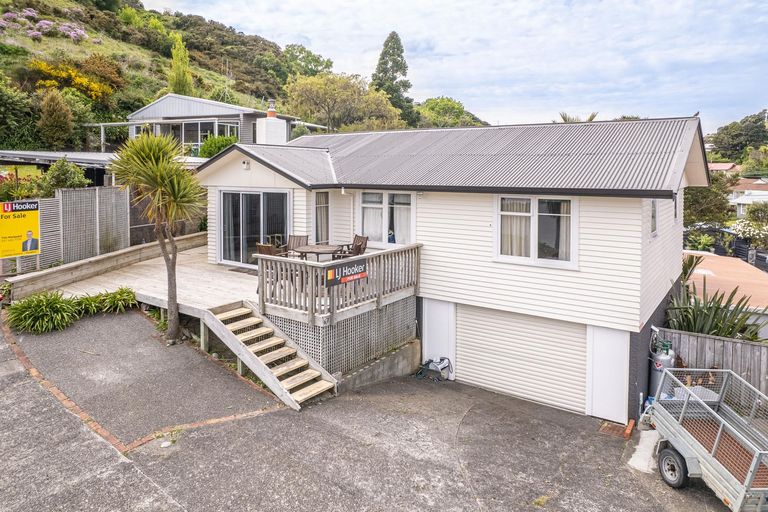 Photo of property in 67 Anzac Parade, Durie Hill, Whanganui, 4500