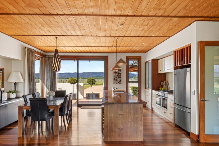 Photo of property in 32 Airport Road, Alexandra, 9391