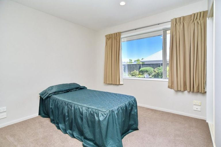 Photo of property in 15 Sycamore Close, Rangiora, 7400