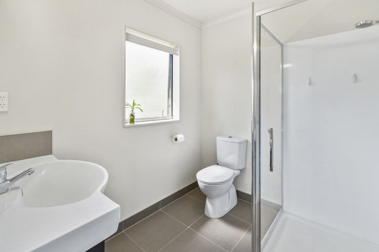 Photo of property in 54 Packspur Drive, Flat Bush, Auckland, 2016