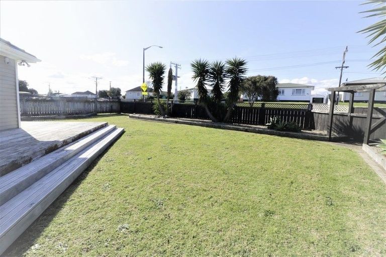 Photo of property in 97 Carlton Avenue, Tawhero, Whanganui, 4501