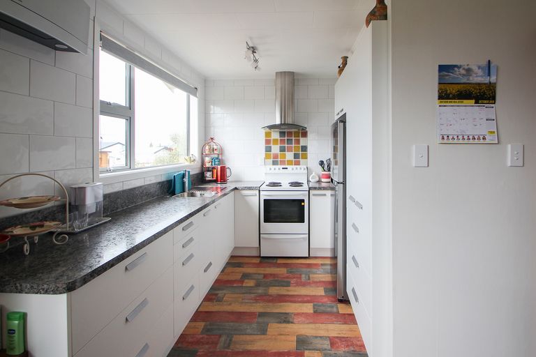 Photo of property in 8a Kenilworth Road, Oamaru North, Oamaru, 9400