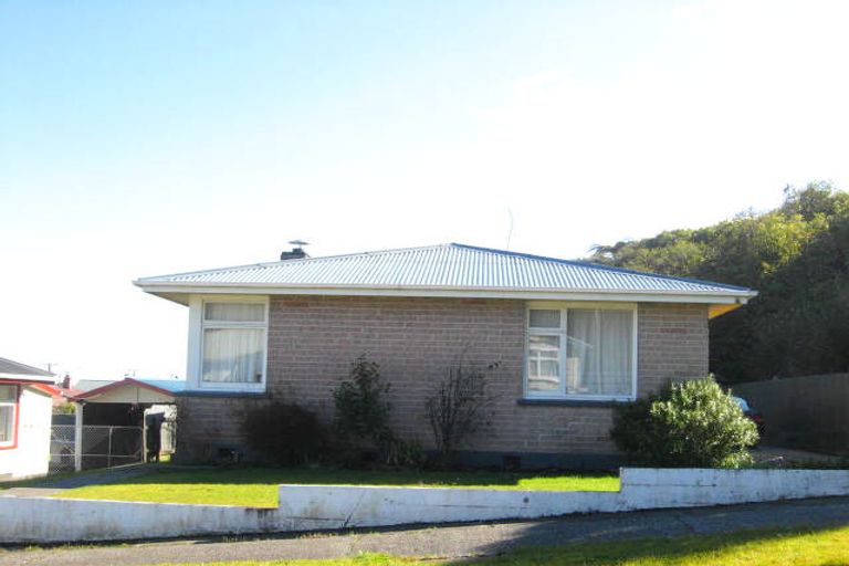 Photo of property in 84 Sinnott Road, Greymouth, 7805