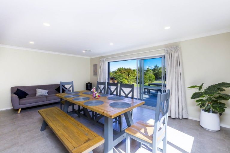 Photo of property in 118 Kirton Drive, Riverstone Terraces, Upper Hutt, 5018