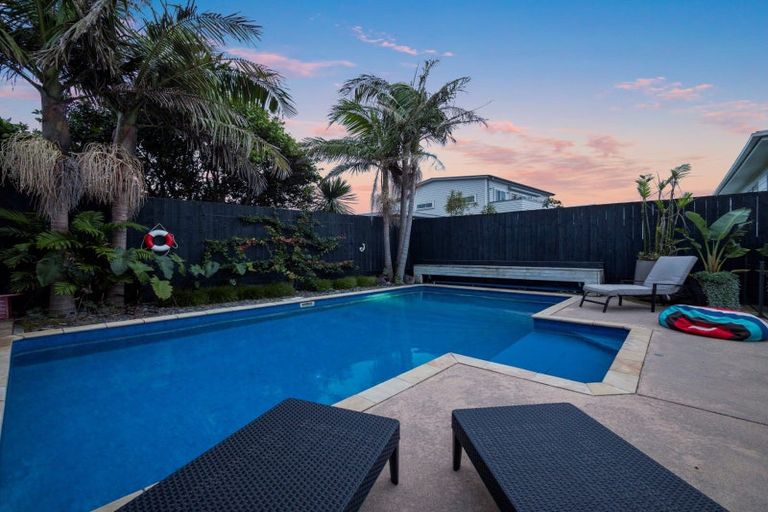 Photo of property in 166 Valley Road, Mount Maunganui, 3116