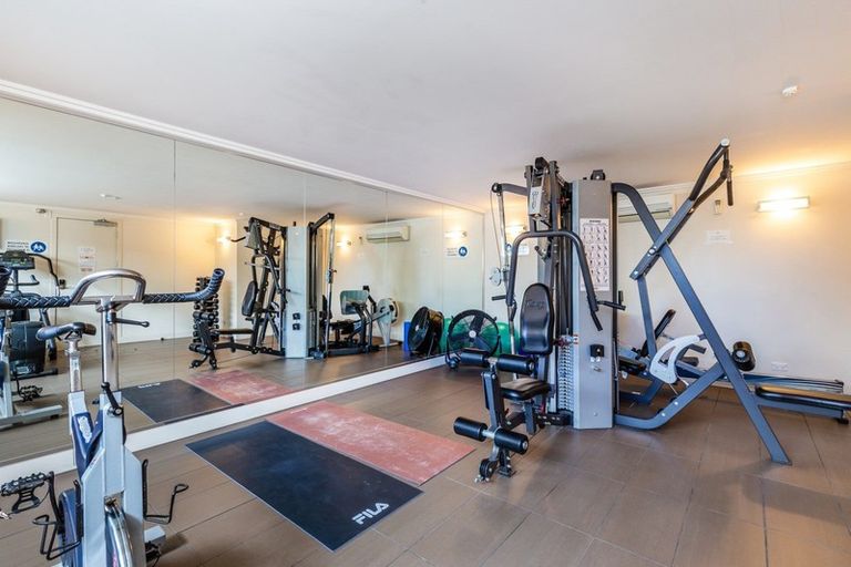 Photo of property in 2/225 Lake Terrace, Waipahihi, Taupo, 3330