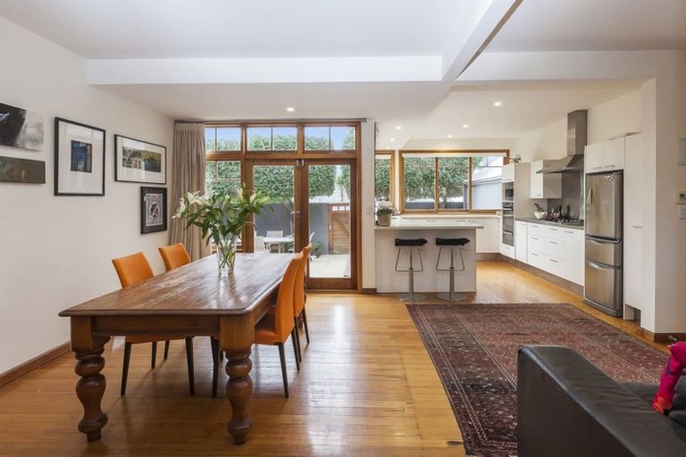 Photo of property in 29 Menzies Street, Sumner, Christchurch, 8081