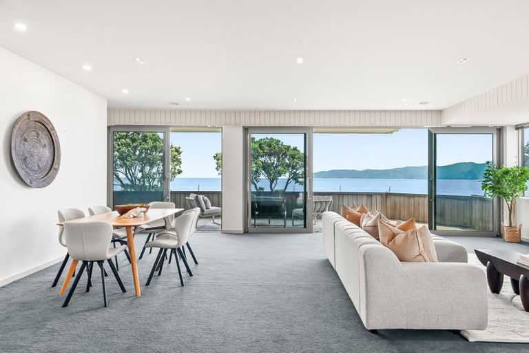 Photo of property in 88 Marine Parade, Paraparaumu Beach, Paraparaumu, 5032