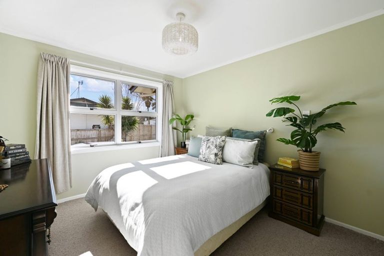 Photo of property in 19 Clematis Avenue, Pukete, Hamilton, 3200