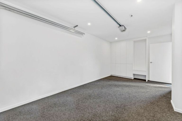 Photo of property in 3/14 Kerswill Place, Pakuranga, Auckland, 2010