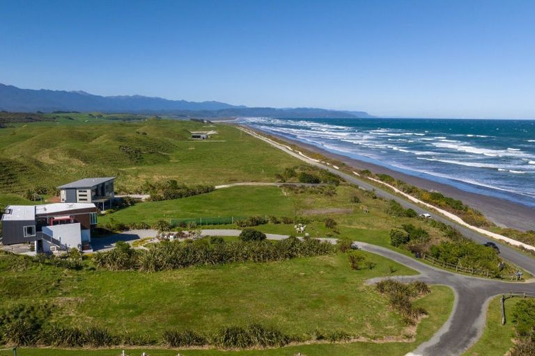 Photo of property in 3/189 Okari Road, Cape Foulwind, Westport, 7892