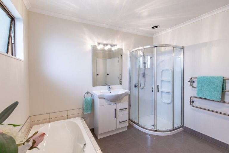 Photo of property in 12 Dublin Street, Dannevirke, 4930