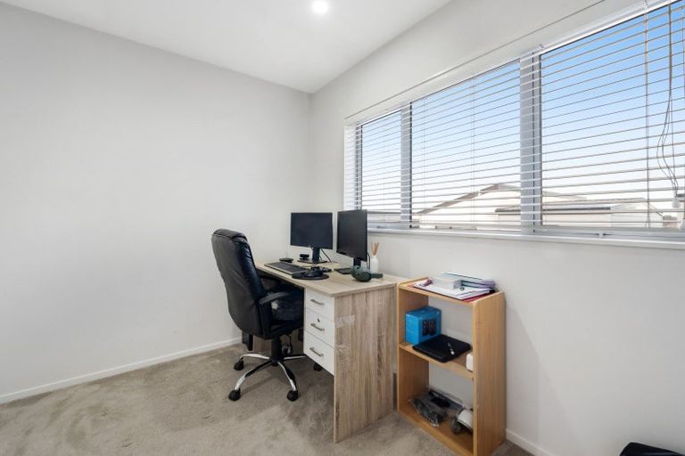 Photo of property in 41e Nelson Street, Howick, Auckland, 2014