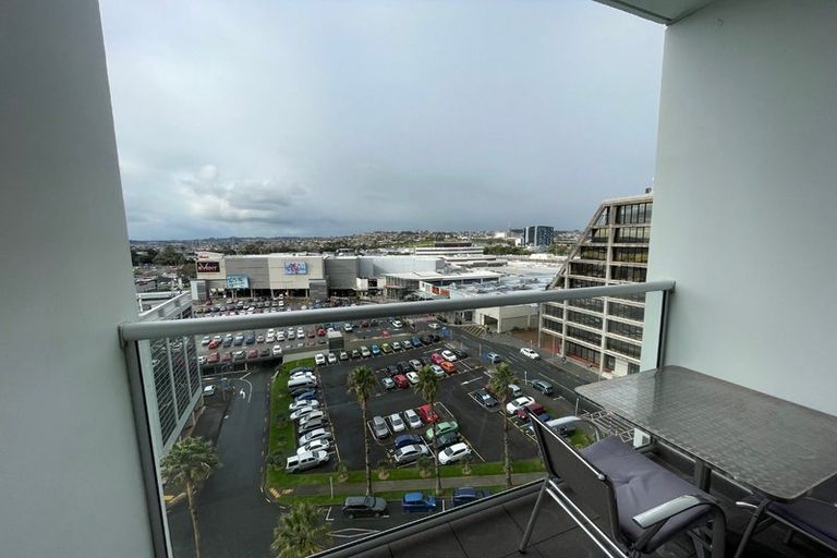 Photo of property in Proximity Apartments, 903/17 Osterley Way, Manukau, Auckland, 2104