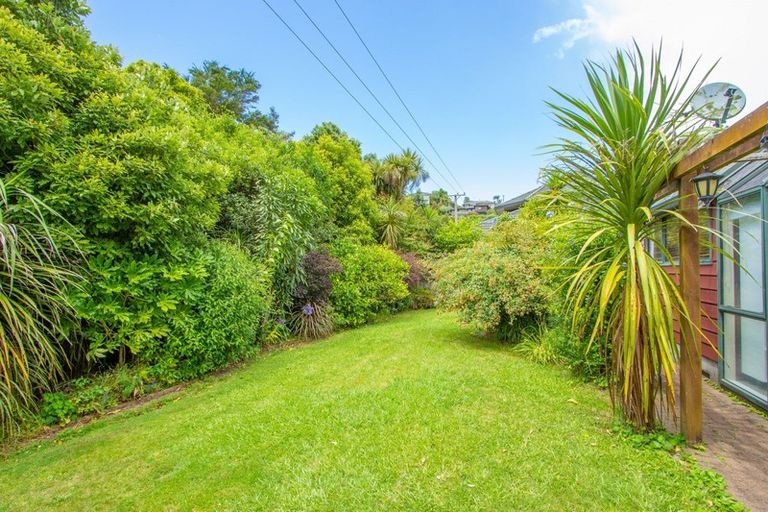 Photo of property in 4 Libra Place, Kawaha Point, Rotorua, 3010