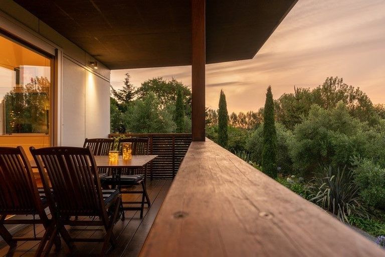 Photo of property in 37 Kensington Drive, Peka Peka, Waikanae, 5391