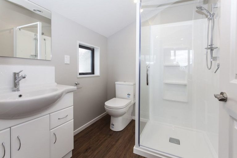 Photo of property in 2/422 Barbadoes Street, Edgeware, Christchurch, 8013