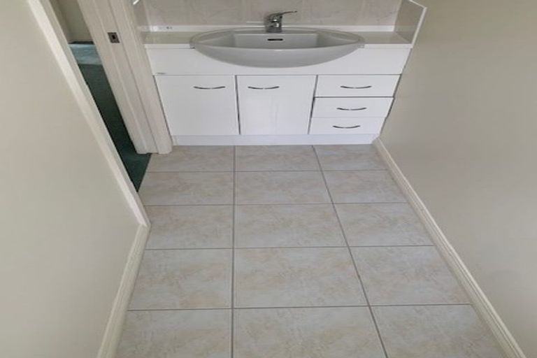 Photo of property in 155c Hobsonville Road, West Harbour, Auckland, 0618