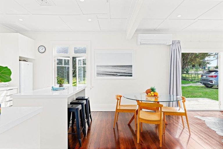 Photo of property in 421 Whitmore Road, Tawharanui Peninsula, Warkworth, 0986