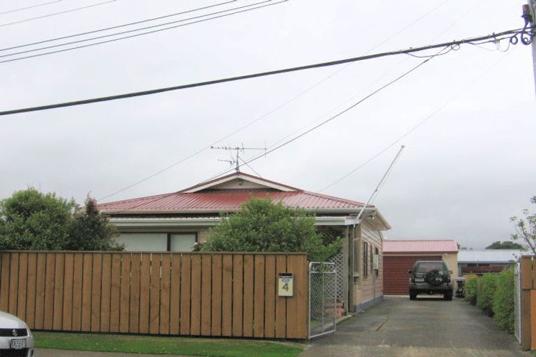 Photo of property in 4 Randwick Crescent, Moera, Lower Hutt, 5010