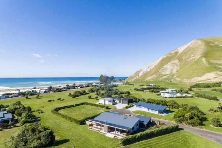 Photo of property in 43 Shoal Beach Road, Aramoana, Waipawa, 4271