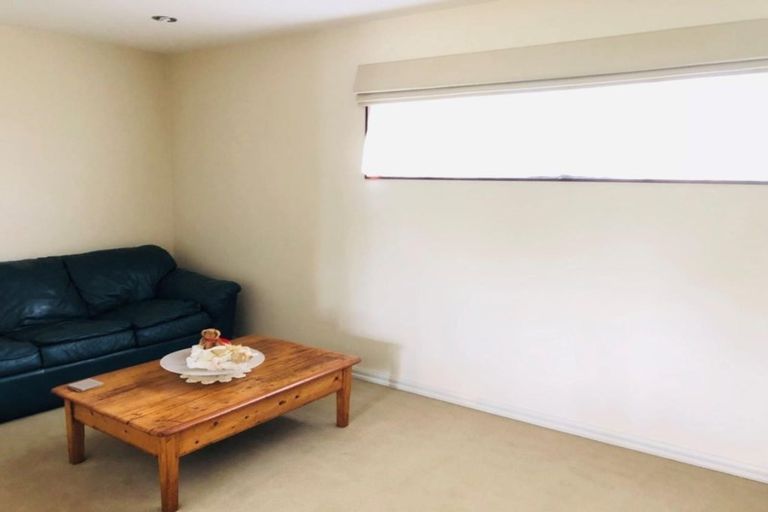 Photo of property in 11 Whiteways Drive, Dairy Flat, Albany, 0792