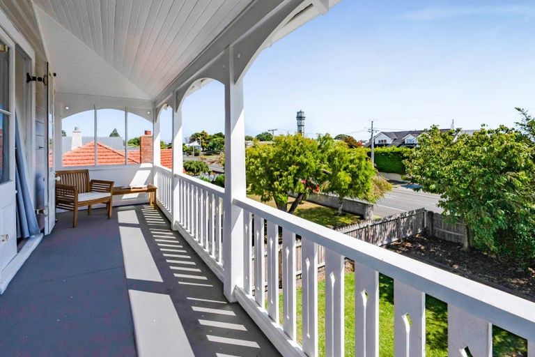 Photo of property in 68 Collins Street, Hawera, 4610