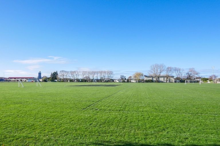 Photo of property in 249 Macandrew Road, Forbury, Dunedin, 9012