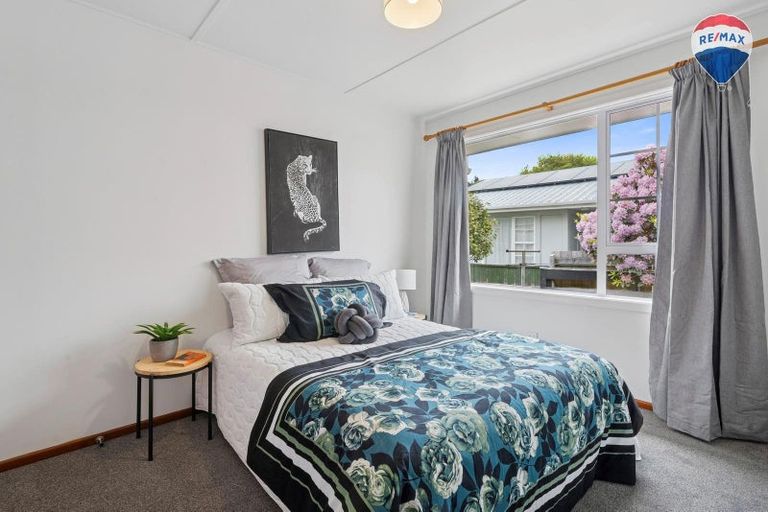 Photo of property in 87a Main Road, Wainuiomata, Lower Hutt, 5014