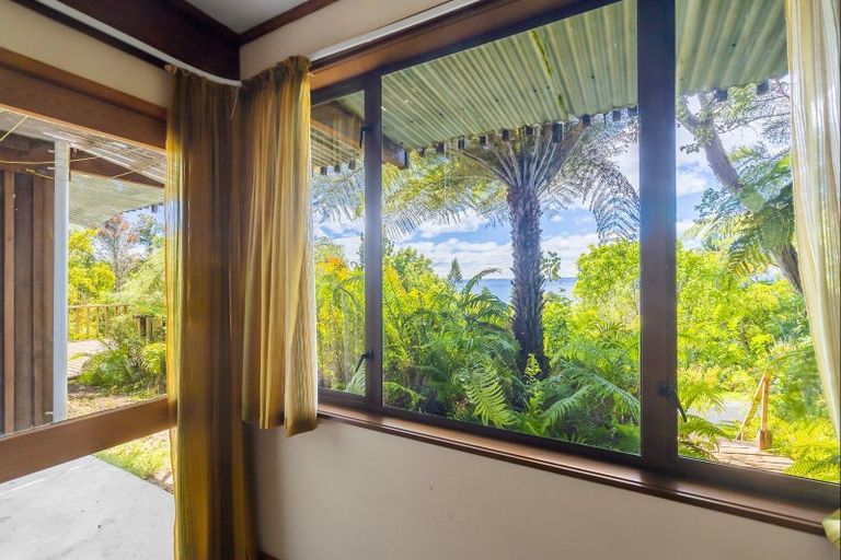 Photo of property in 35 Hauraki Terrace, Pukawa Bay, Turangi, 3381