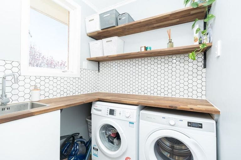 Photo of property in 33 Garden Heights Avenue, Glenview, Hamilton, 3206