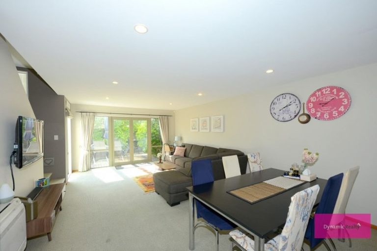 Photo of property in 3/70 Picton Avenue, Riccarton, Christchurch, 8011