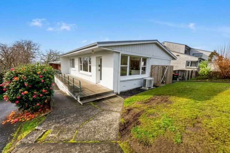 Photo of property in 1/75 Pembroke Street, Hamilton Lake, Hamilton, 3204