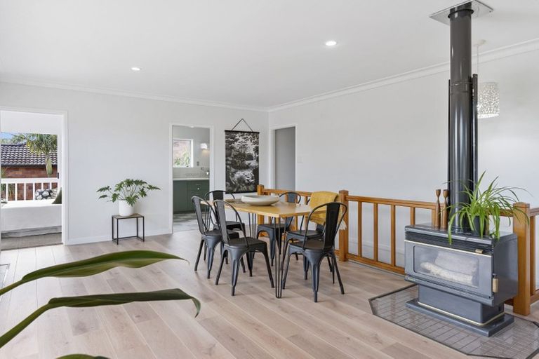 Photo of property in 90 Seabrook Avenue, New Lynn, Auckland, 0600