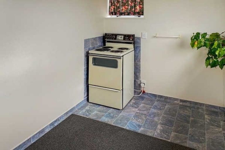 Photo of property in 35 Augusta Street, Redcliffs, Christchurch, 8081