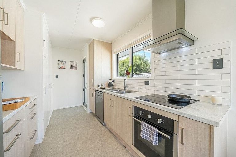 Photo of property in 20a Holyoake Crescent, Avalon, Lower Hutt, 5011