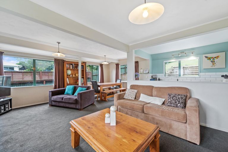 Photo of property in 23 Osprey Drive, Welcome Bay, Tauranga, 3112