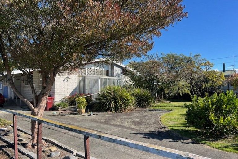 Photo of property in 38 Richmond Road, Carterton, 5713