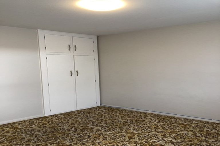 Photo of property in 4/6 Division Street, Riccarton, Christchurch, 8041