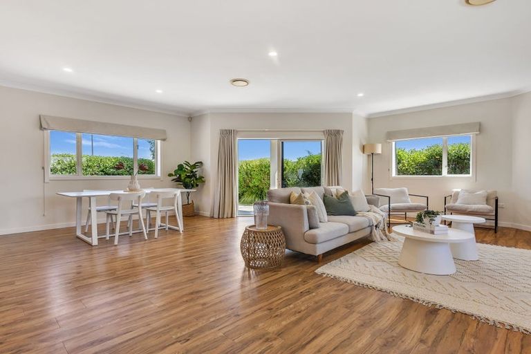 Photo of property in 2 Drovers Way, Frimley, Hastings, 4120