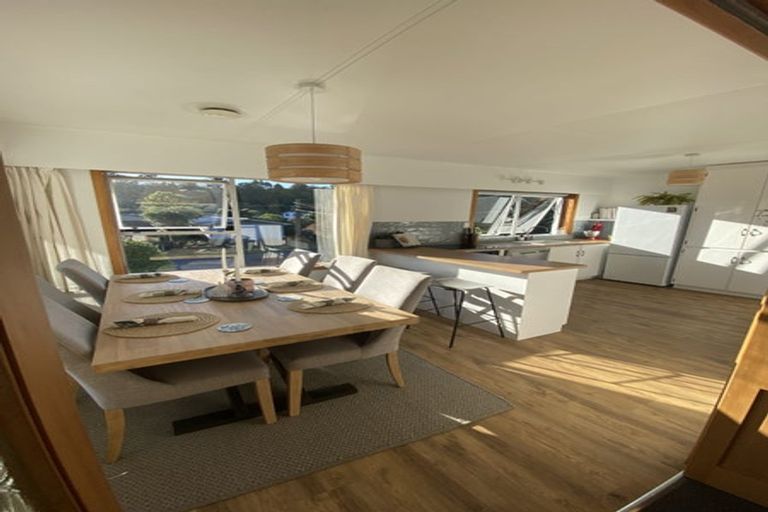 Photo of property in 15 Elizabeth Place, Ferndale, New Plymouth, 4310