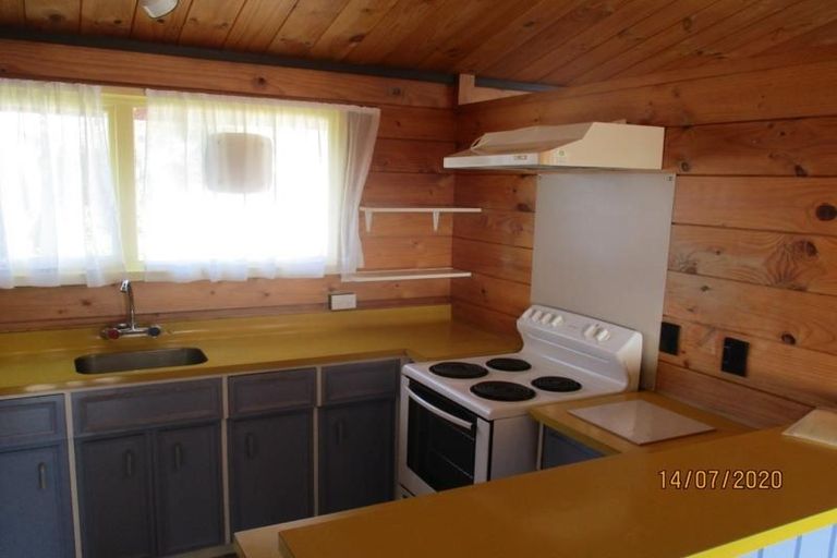 Photo of property in 21 Weggery Drive, Waikanae Beach, Waikanae, 5036