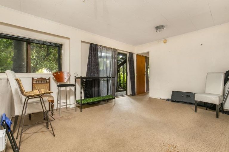 Photo of property in 15 Wyvern Place, Glenfield, Auckland, 0629