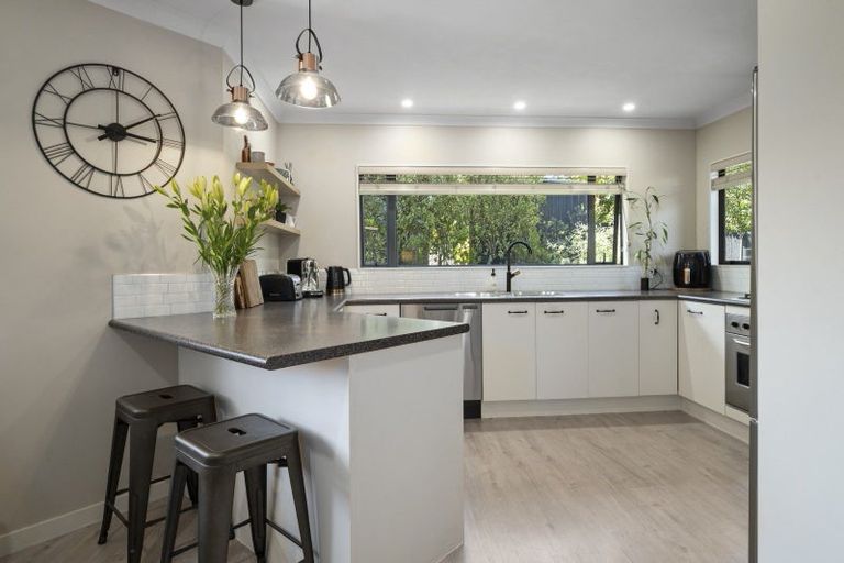 Photo of property in 2 Birchwood Lane, Hilltop, Taupo, 3330