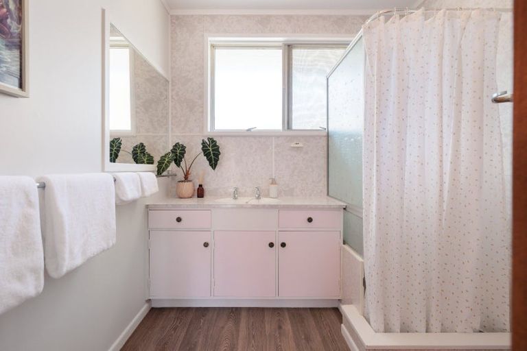 Photo of property in 16 Hayes Avenue, Gate Pa, Tauranga, 3112