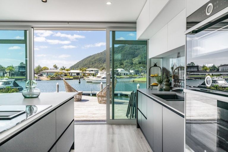 Photo of property in 148 Motu Hei, Pauanui, Hikuai, 3579